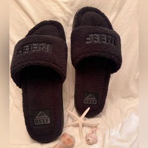 Reef slippers